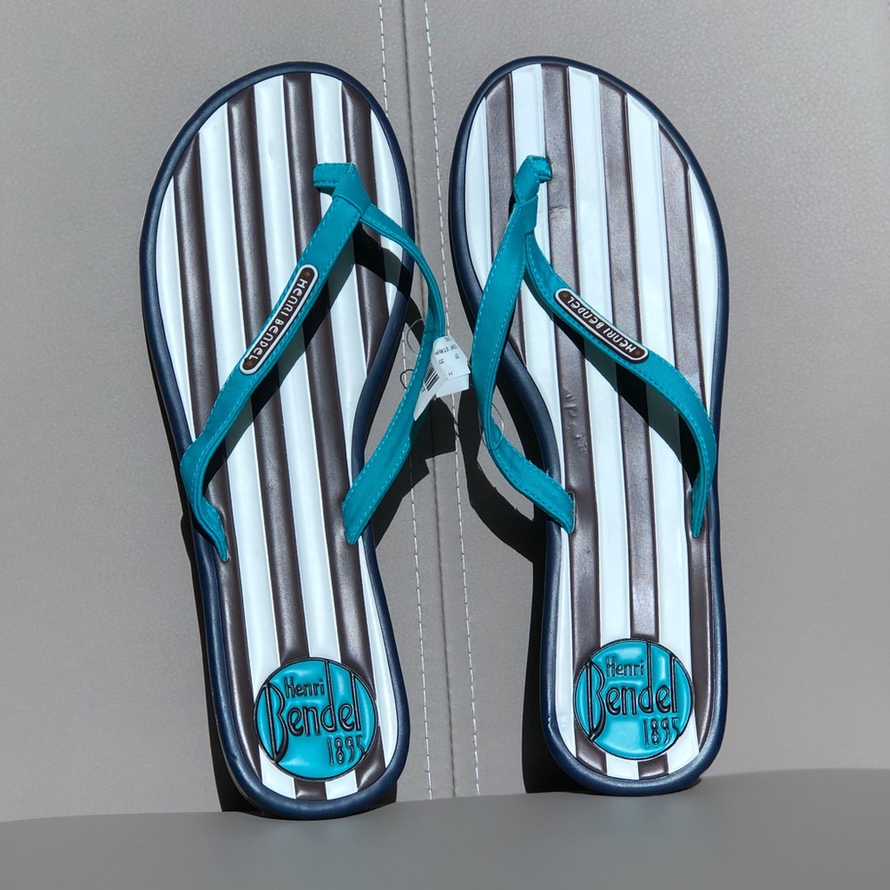 NWT Henri Bendel Striped Sandals